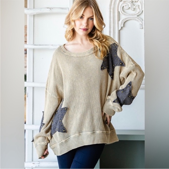 Oil & Hali Tops - Oil & Hali tan thermal waffle weave long sleeve shirt stars and grommets hi lo